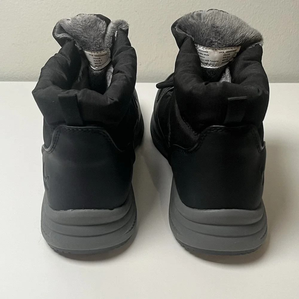 Eddie Bauer Women's Black Balasana Quilted Upper Lightweight Winter Boot  Size 9